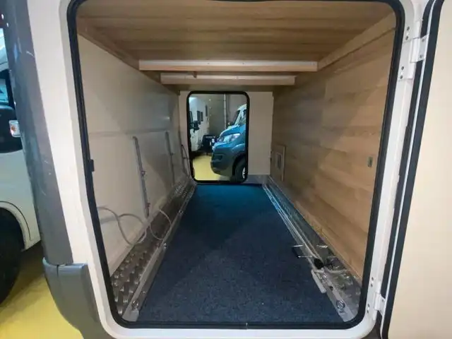 HYMER-ERIBA Future 430 T 